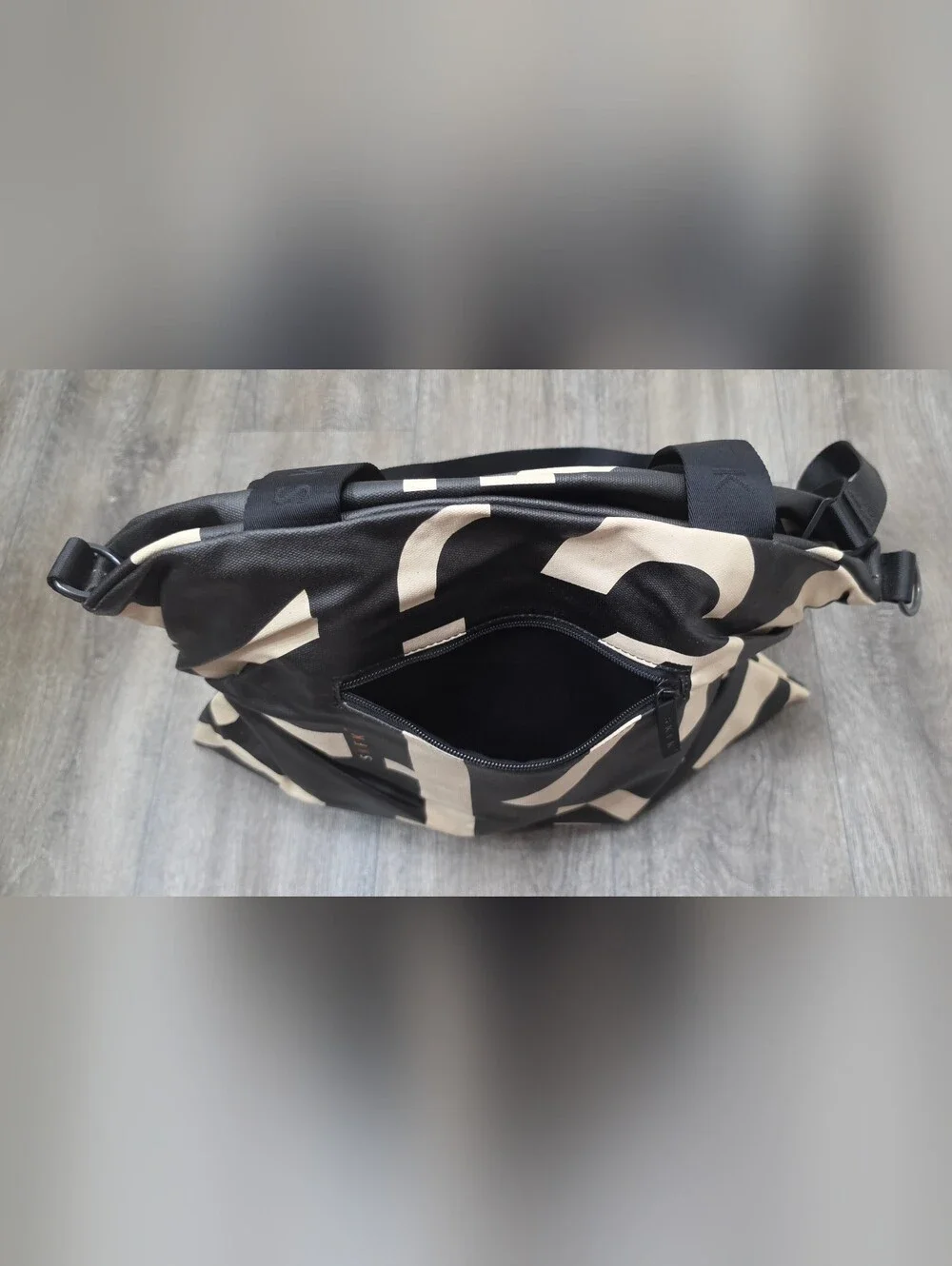 SKFK Nit Bag*NWT*